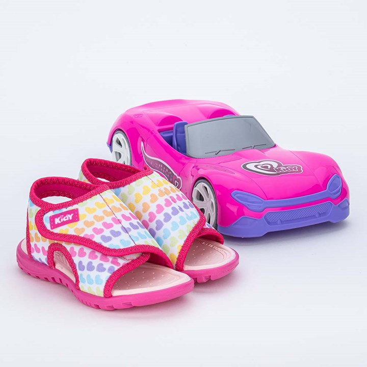 Papete Infantil Menina  Corações Pink com Brinquedo